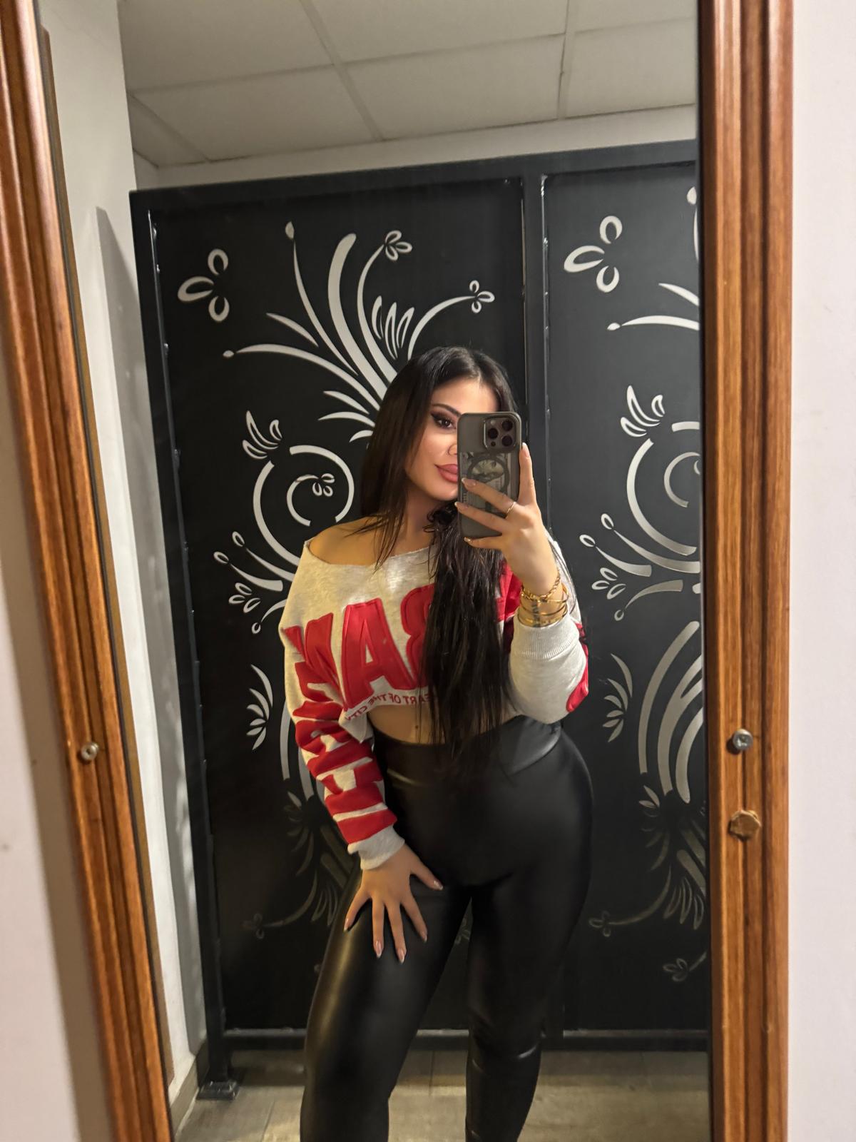 Alanya Escort İlayda Çıtır Bayan Bakışlarıyla Cezp Ediyor