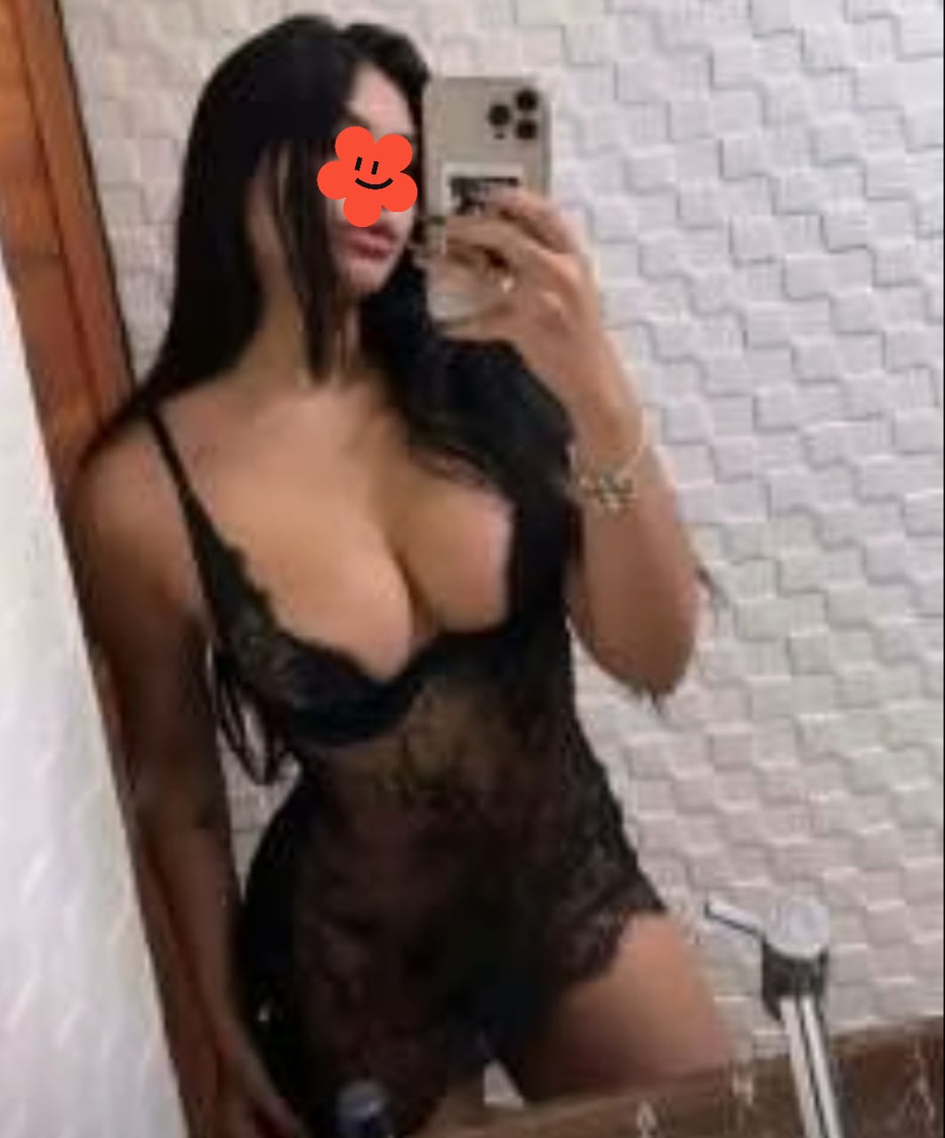 Alanya Mahmutlar Escort Deniz Çekici Esmer Bayan